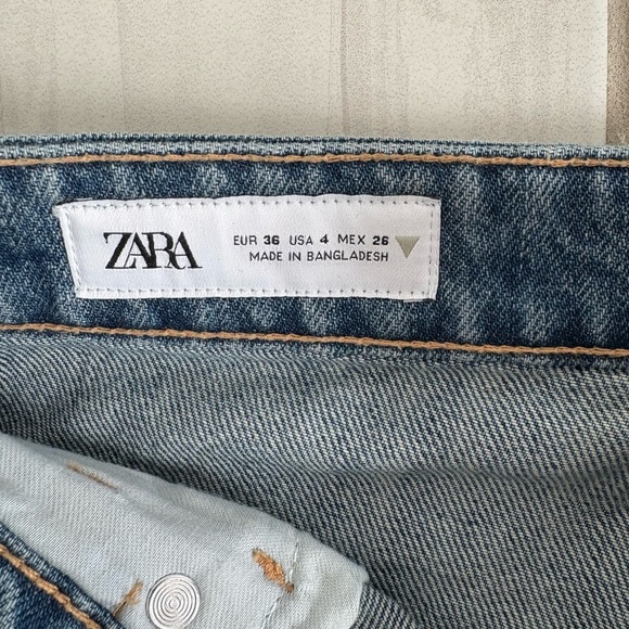 Zara women’s barrel Distressed Jeans - Blue - Picture 3 of 4